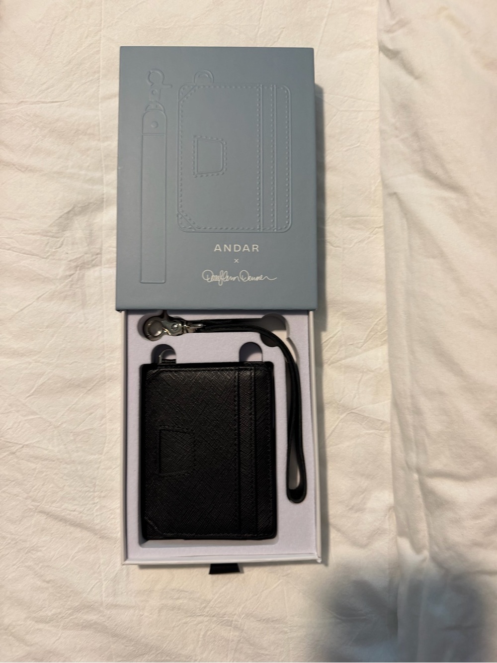 ANDAR Black Leather Card & Key Holder with Lanyard